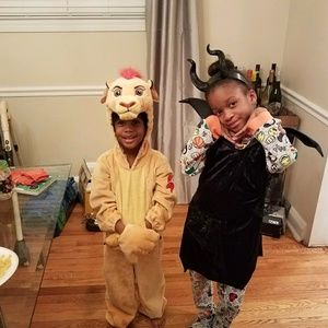 Meet your Posher, Derrick